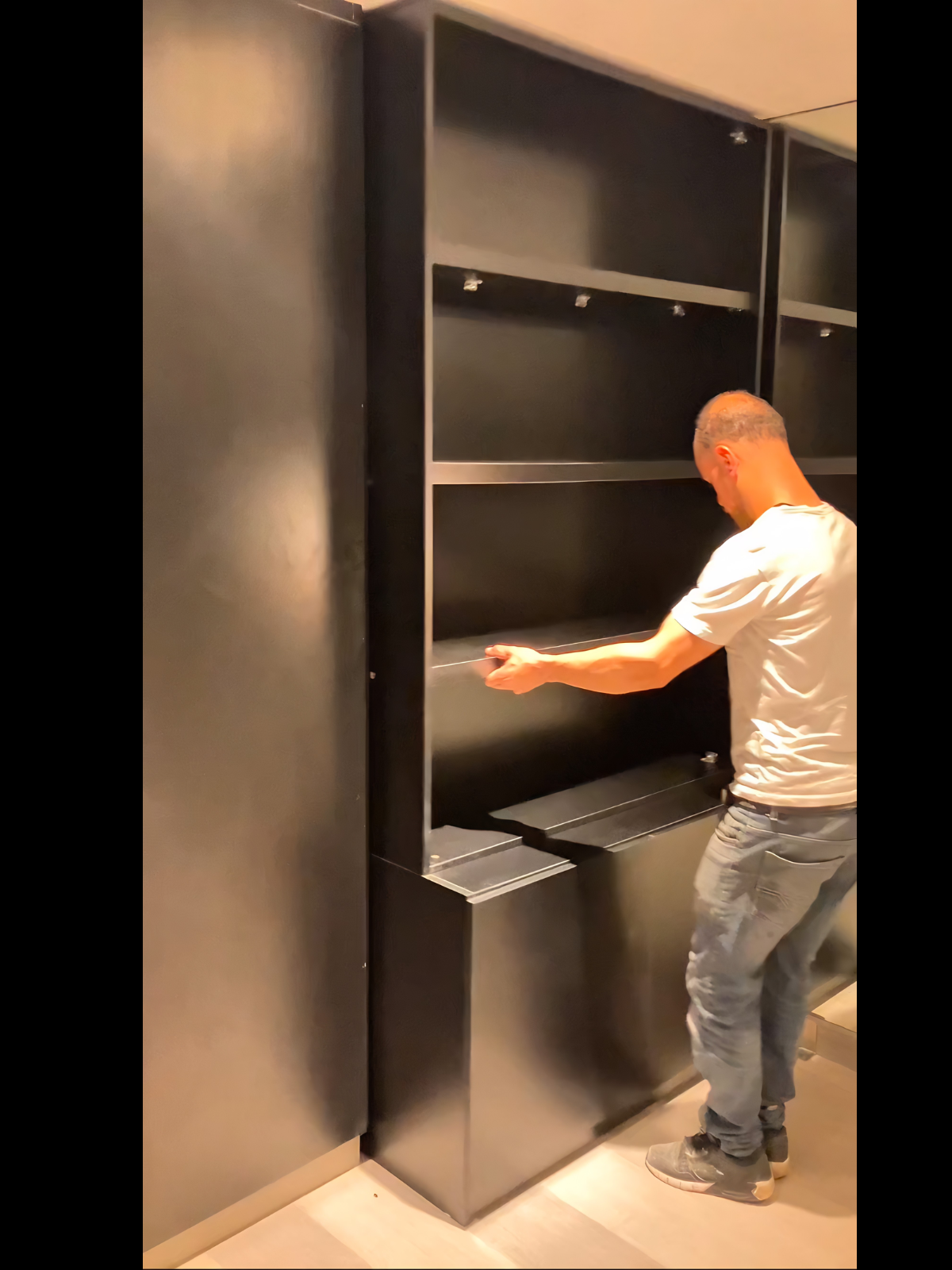 Underground concealed gun room, luxury armoured vault, hidden behind closet, Hashim Engineering Industries Jordan, view 2
